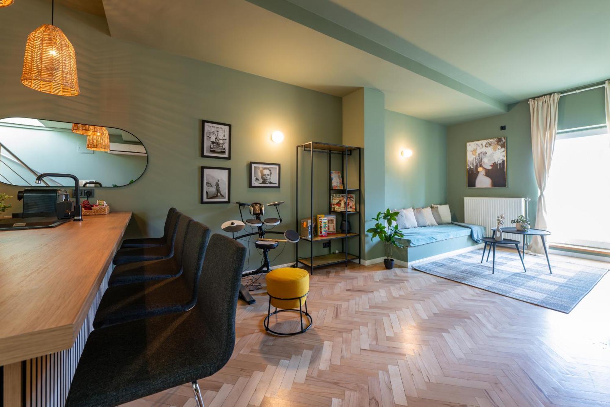 Sky Penthouse Apartment